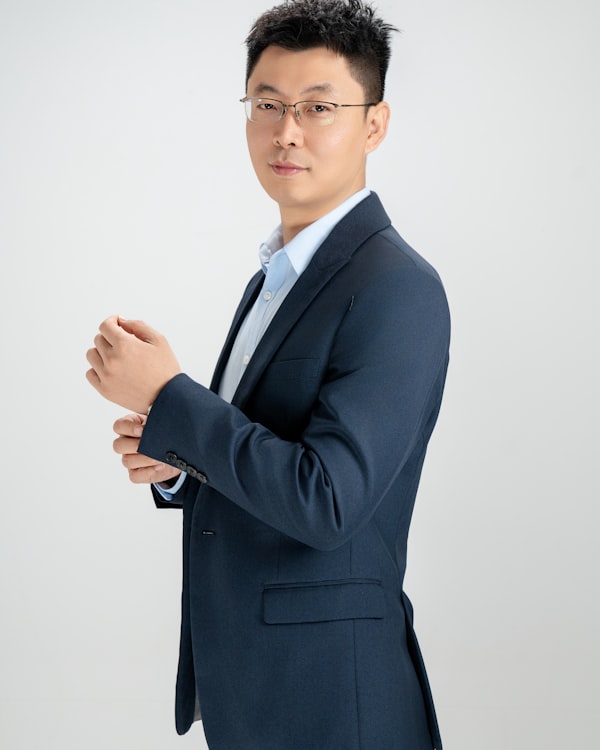 대표 변호사 김정현